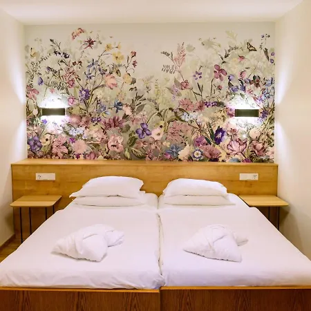 Appart-hotel Ernz Noire 4*